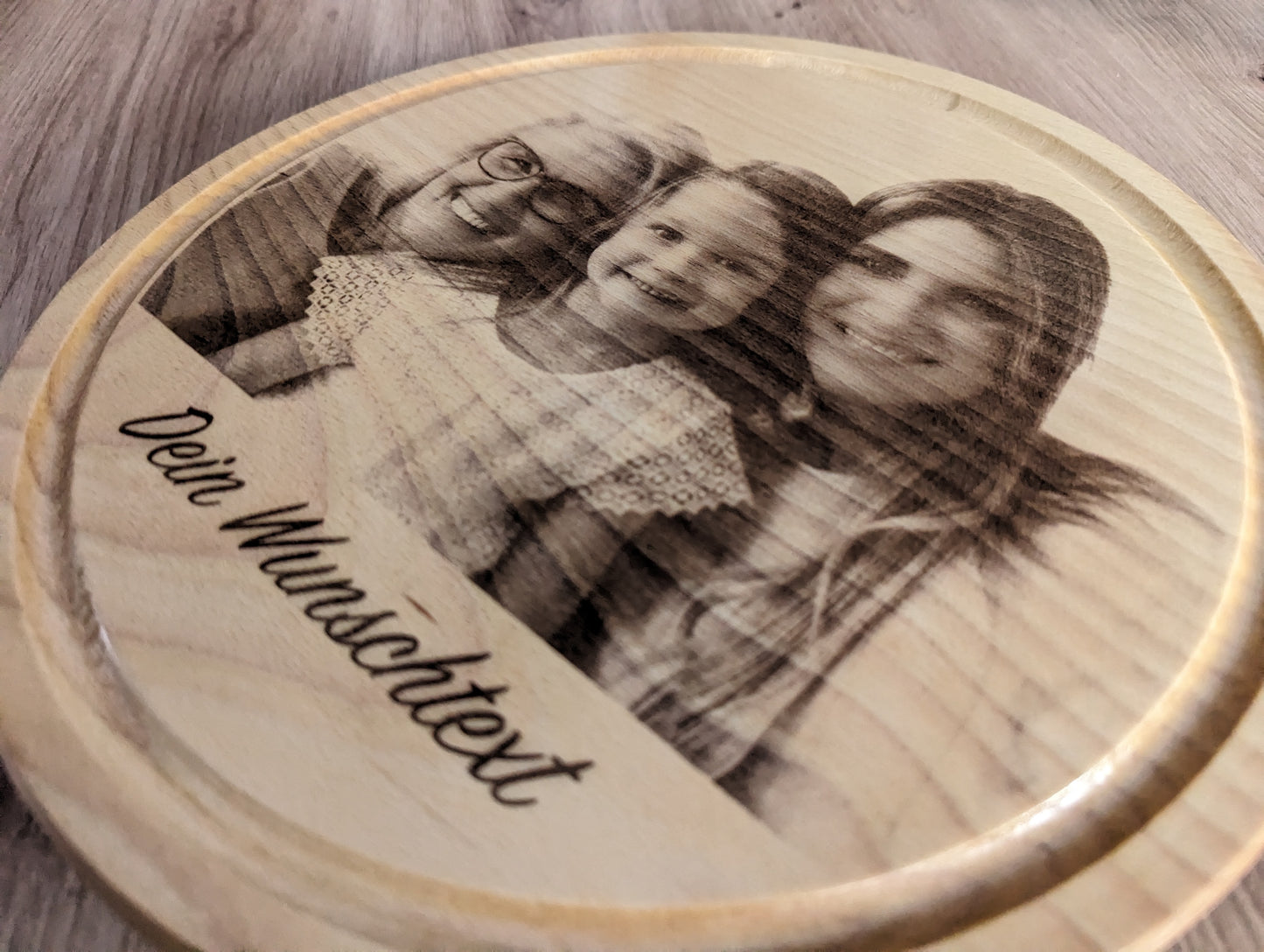 Rundes Schneidebrett mit Foto und Wunschtext - Cutting Board, Frühstücksbrett, Vesperbrett